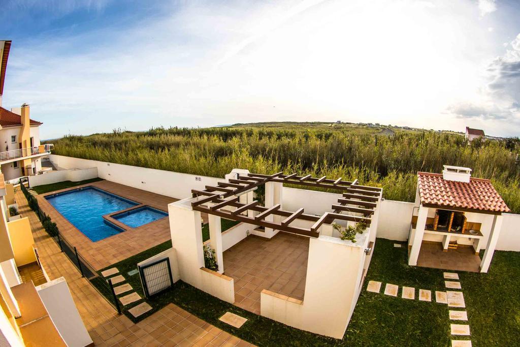 Apartments Baleal: Close To The Sea + Pool Eksteriør billede